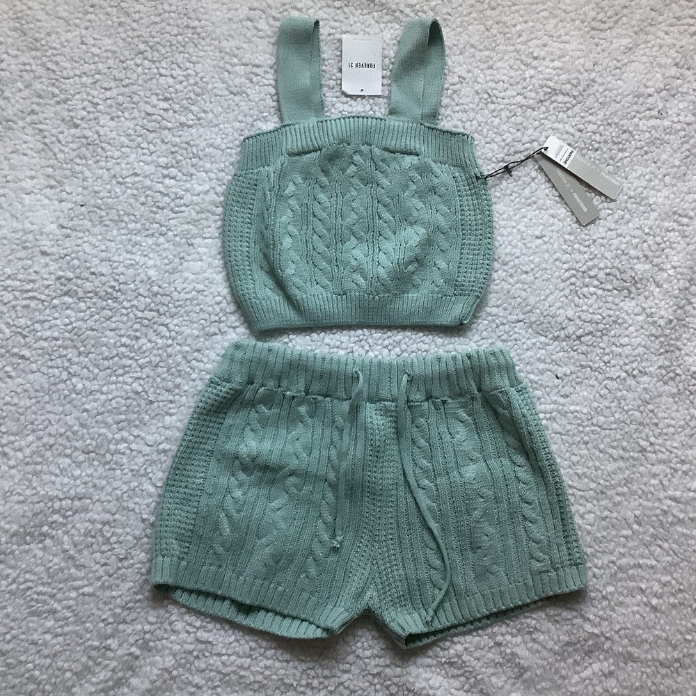 Short Set Nwt large top med shorts
